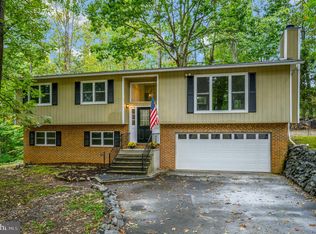 2039 Midshipman Dr, Stafford, VA 22554