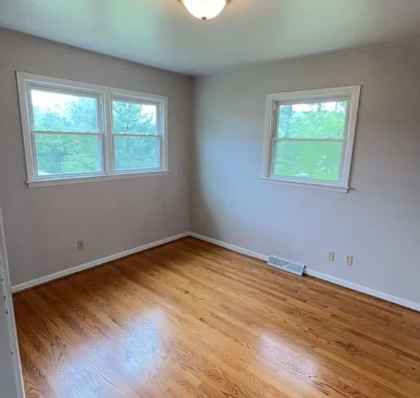 3645-3647 Oaklawn Ave NW — Photo 3