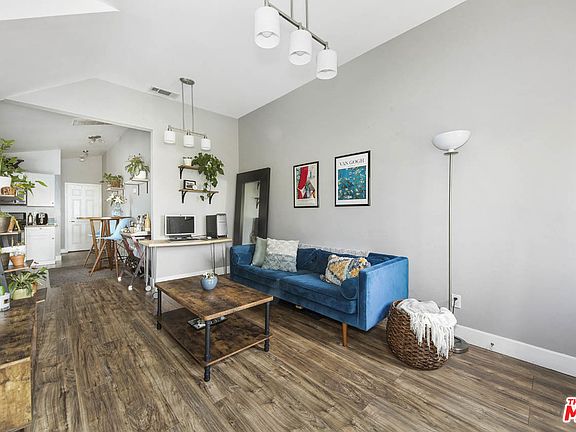 5th image of 318 1/2 Parkman Ave