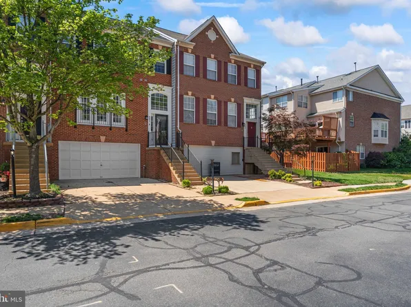 6692 Ordsall St, Alexandria, VA 22315