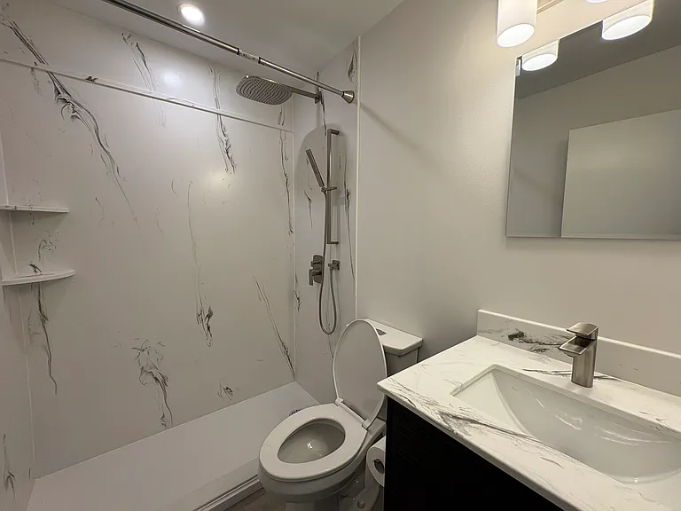 204 Melrose St #1 — Photo 11