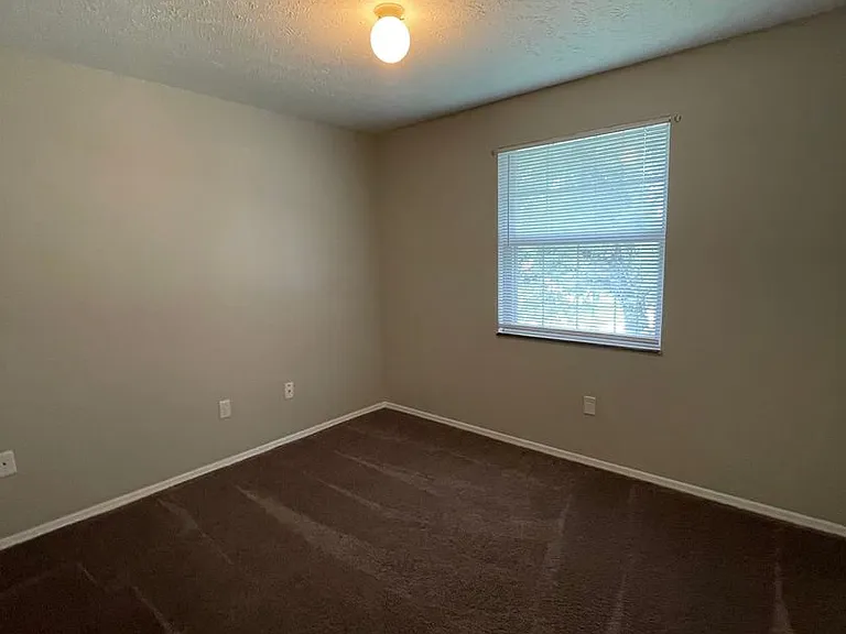 Ironwood Apartments — Photo 22