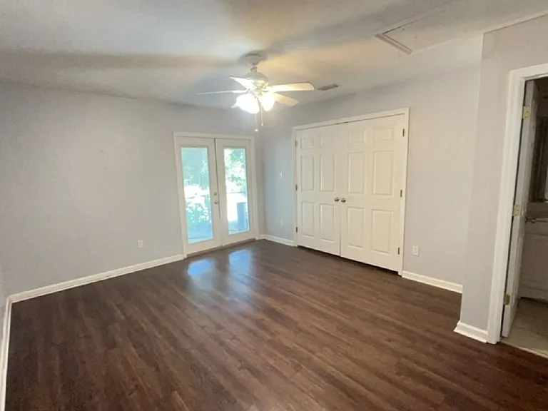 2530 Mar Ct — Photo 12