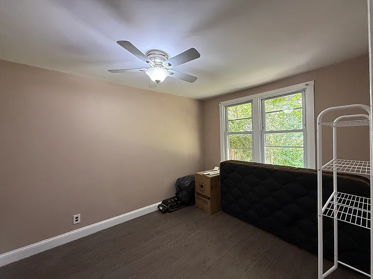 25 Van Wagoner Ave — Photo 8