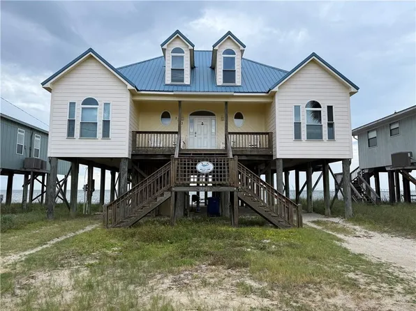 2252 Sandpiper St, Dauphin Island, AL 36528
