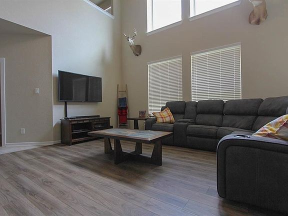 5th image of 31207 Harmony Falls Ct