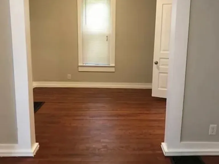 1021 Watson St SW — Photo 5