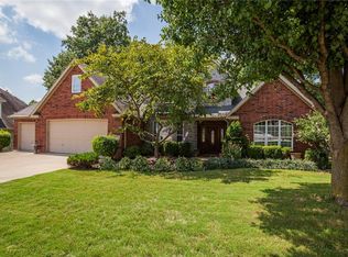1302 NE Plymouth Dr, Bentonville, AR 72712
