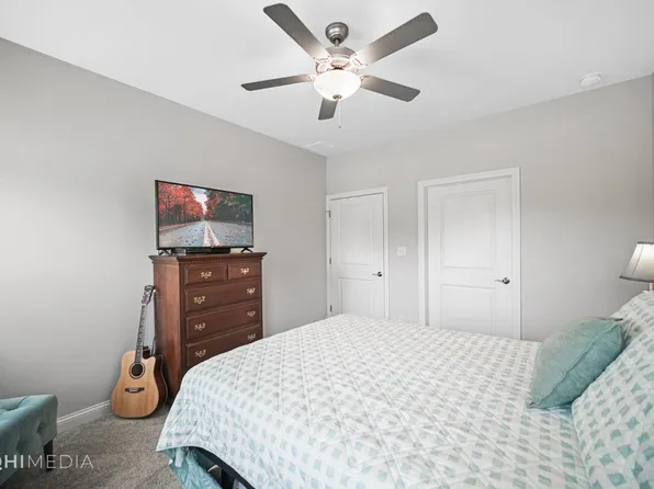 470 Cypress Ln, Chesterton, IN 46304