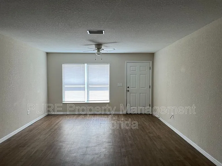 2269 NE 78th Ln — Photo 4