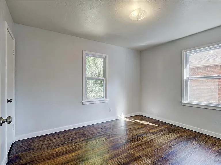 3209 NW 40th St — Photo 12