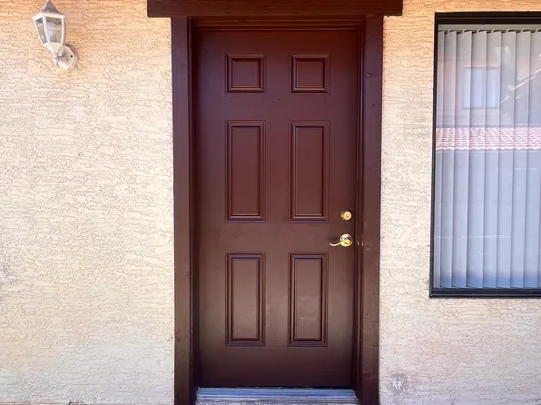 6213 E Greenway St APT 1, Mesa, AZ 85205