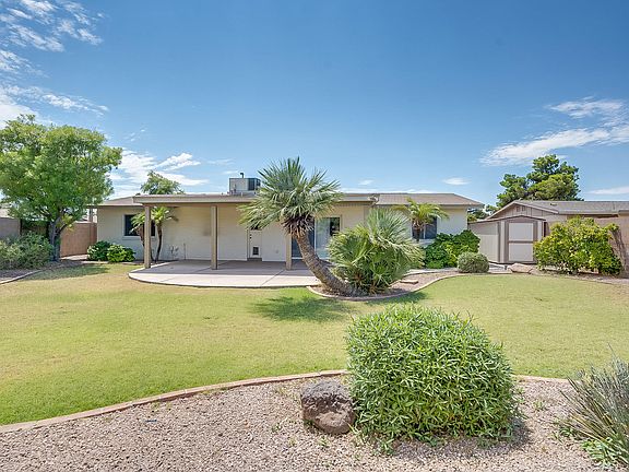 5th image of 1915 S El Marino Cir