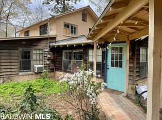 305 Miller Ave, Fairhope, AL 36532