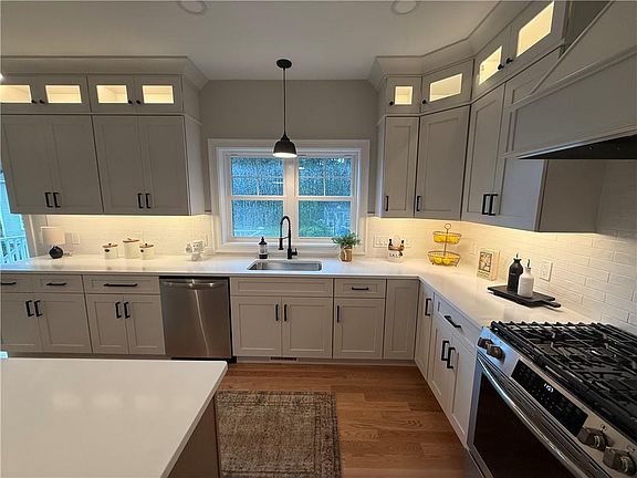 5th image of 25 Dawsons Cir