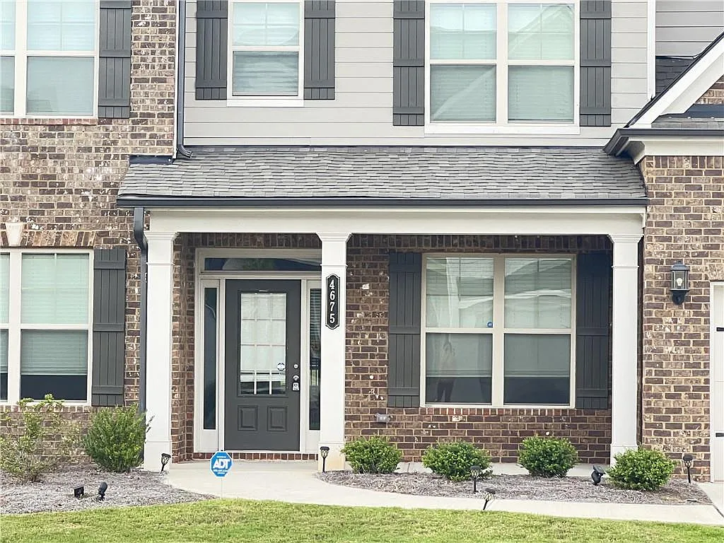 5 bed, 4.0 bath, 3316 sqft, $2,700 — Photo 3