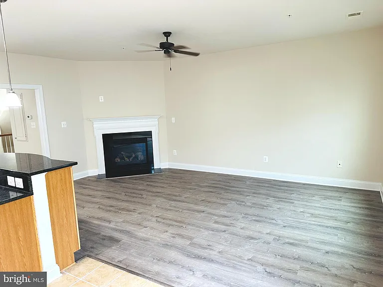 343 Community Center Ave — Photo 7