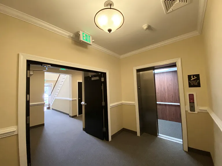 833 Providence Glen Dr — Photo 4