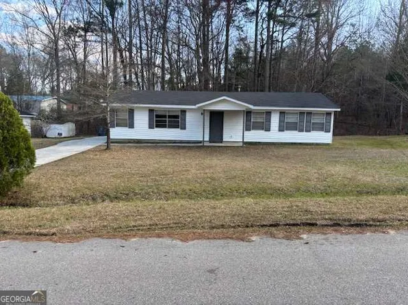 1071 Alexander St, Union Point, GA 30669