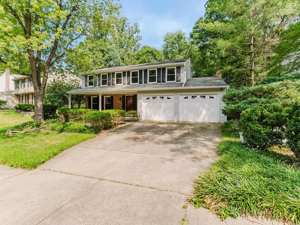 8407 Chillum Ct