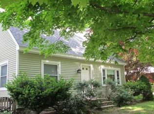 2 Center Dr, Paxton, MA 01612