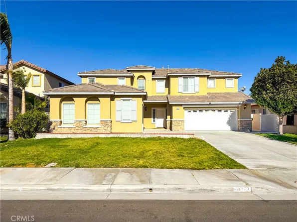 13252 Early Crimson St, Corona, CA 92880