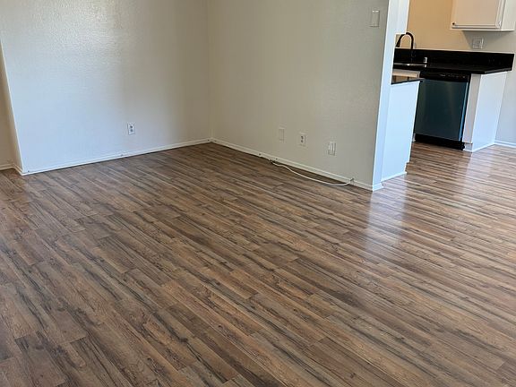 4th image of 5075 Atlantic Ave APT 209
