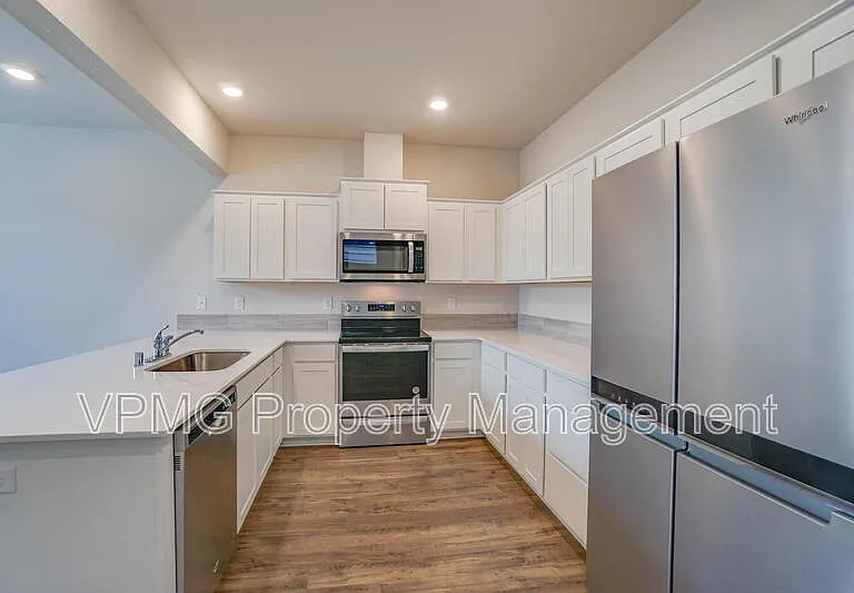 2628 NE 117th Pl — Photo 8