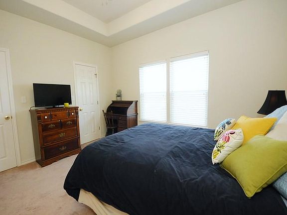 3rd image of 15325 Bonasse Ct APT H