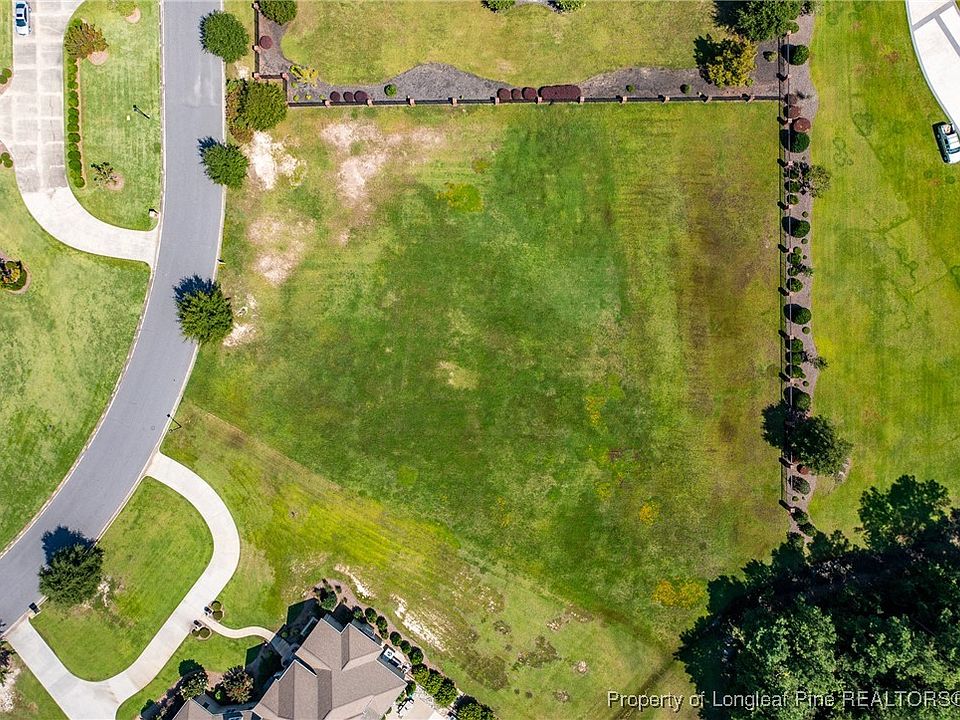 1st image of 104 Grande Oak Blvd