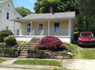 235 E Grant St, Houston, PA
