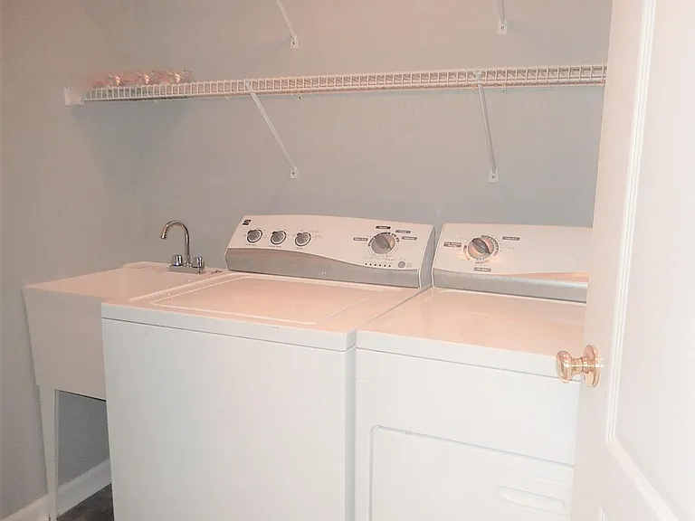 9801 Goodrum Ct — Photo 19
