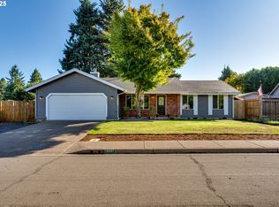 2097 Cosmoledo St, Eugene, OR 97402