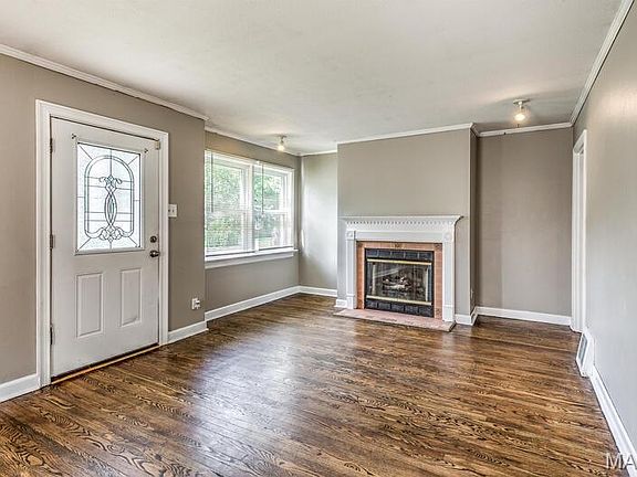 5th image of 4 Duchesne Dr