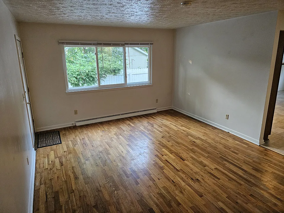 Large living room.