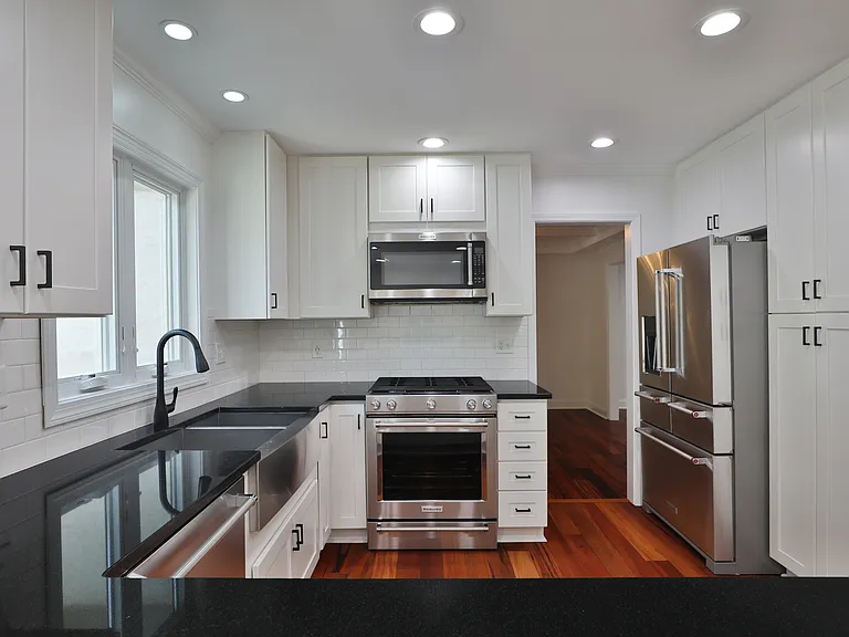 1086 Ravine Ridge Dr — Photo 22
