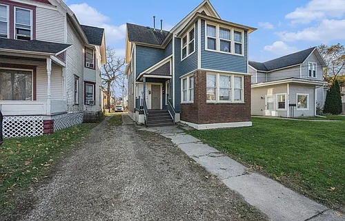 611 W North St Photo 1