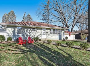 126 W Berkshire Ave, Lombard, IL 60148