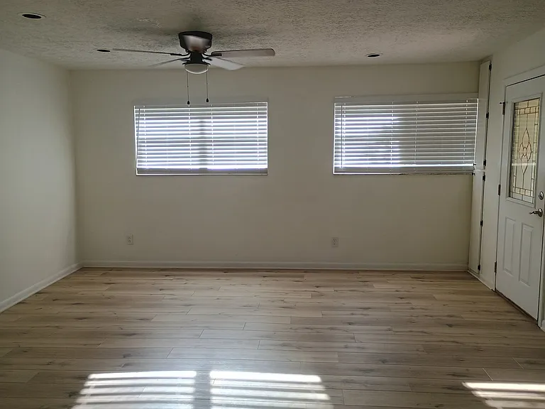 3305 W Nassau St — Photo 12