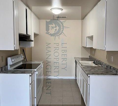 3rd image of 2444 Burlington Pl #Ipx