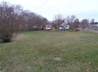 251 N Cherry St, Kernersville, NC 27284