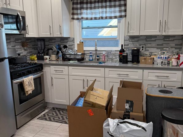 (undisclosed Address)