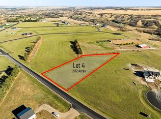 2110 43rd Ave SE, Minot, ND 58701