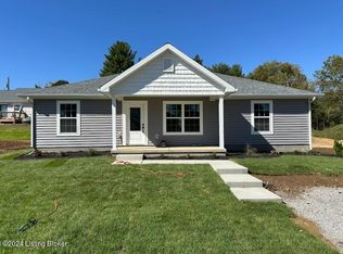 402 Strawberry Ln, Leitchfield, KY 42754