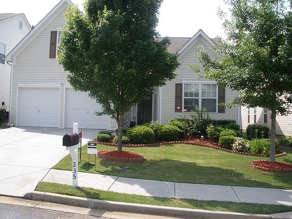 2nd image of 235 Clairidge Ln