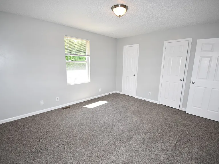 Tower Dr - 3276 — Photo 11