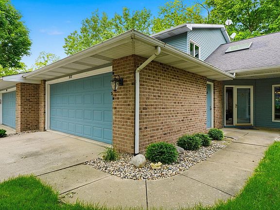 3rd image of 7018 Palladio Sq