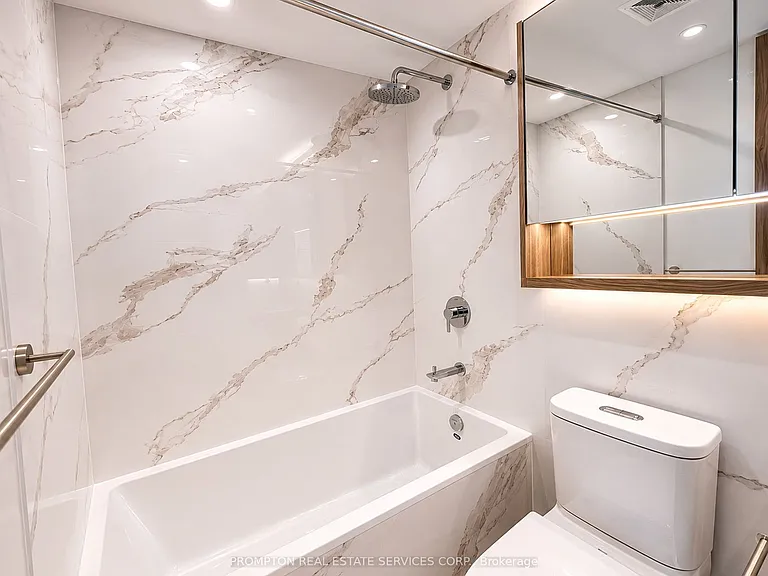 18 Esther Shiner Blvd #2216 — Photo 7