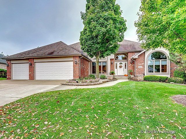 1st image of 10641 Churchill Dr