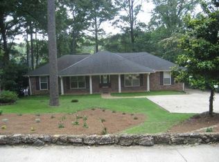 4610 Northwood Lake Dr E, Northport, AL 35473